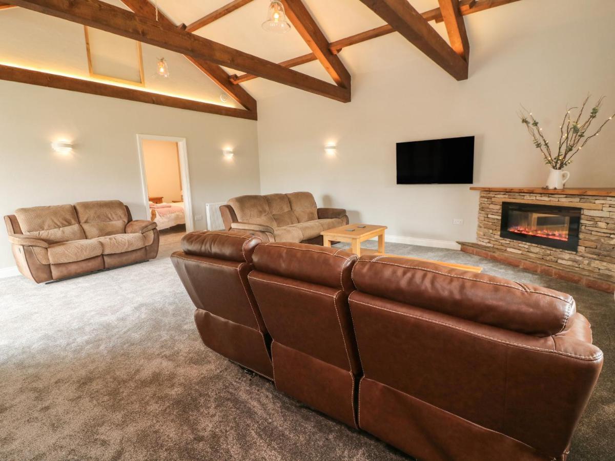 Birkett Barn Villa เคิร์กบีสตีเฟน ภายนอก รูปภาพ
